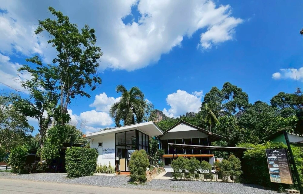 Nahm Khao Sok About Img