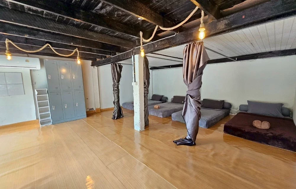 Gallery Picture